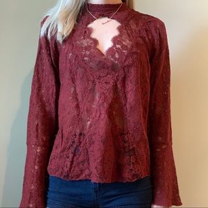 American Eagle maroon lace flutter sleeve top